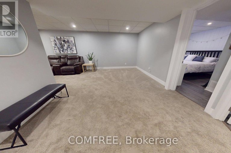28737976/70-sirocco-crescent/stittsville-north/ottawa/ontario/K2S2C8_27