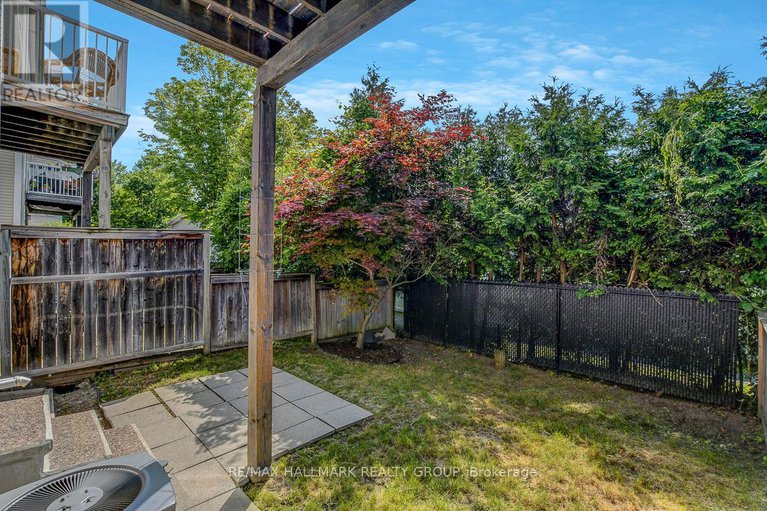 28576253/553-burleigh-private/cyrville/ottawa/ontario/K1J1J9_26