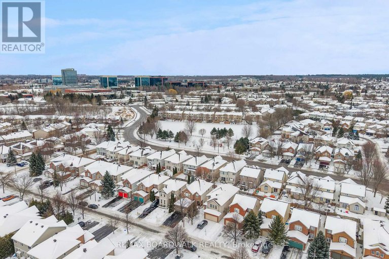 29250335/34-catterick-crescent/morgans-grantsouth-march/ottawa/ontario/K2K3M5_43