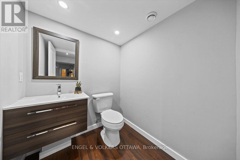 28956105/1003-markwick-crescent/notting-hillsummerside/ottawa/ontario/K4A4X5_28