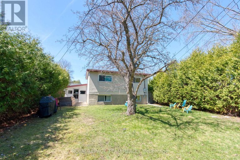 29145085/2010-featherston-drive/urbandale-acres/ottawa/ontario/K1H6P9_24