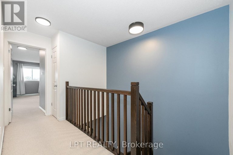 29004177/950-torovin-private/pineview/ottawa/ontario/K1B0A7_11