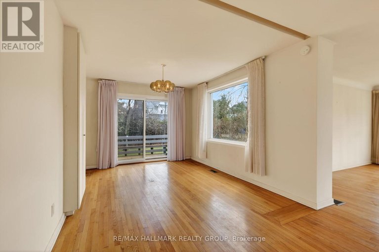29680907/570-minto-place/rockcliffe/ottawa/ontario/K1M0A8_16