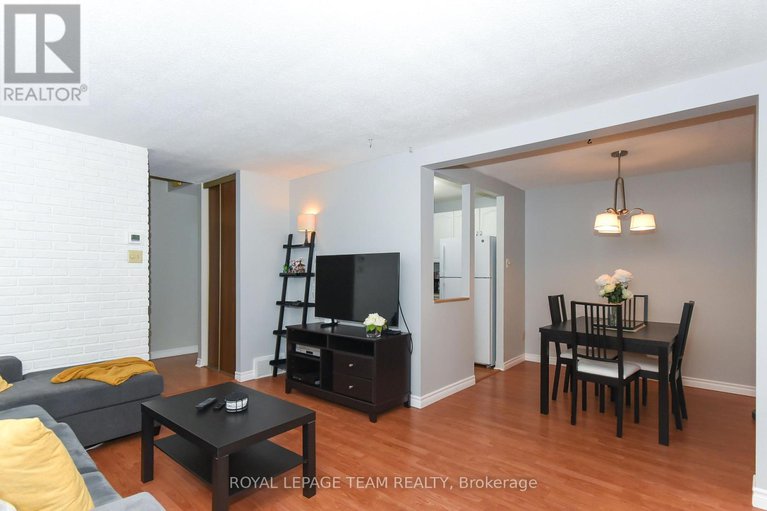 29064089/34-6993-bilberry-drive/convent-glen-north/ottawa/ontario/K1C2C2_5