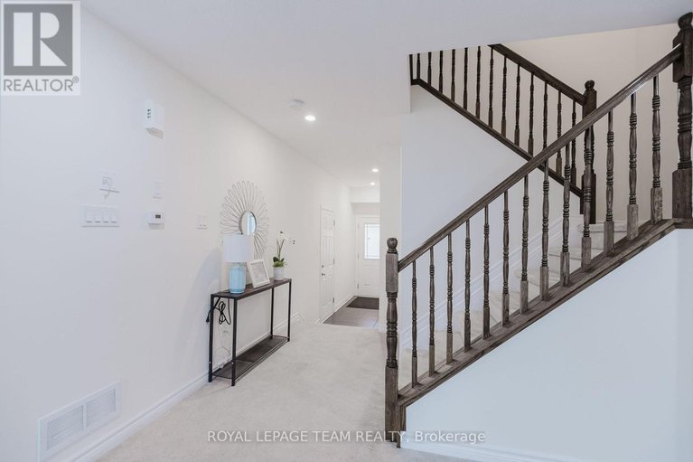 28362232/411-temiskaming-crescent/strandherd/ottawa/ontario/K2J0V4_7