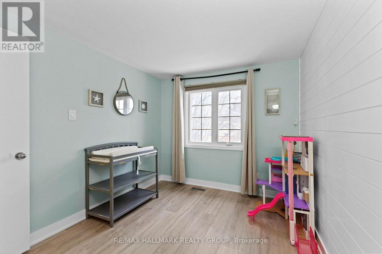 29206079/463-canotia-place/fallingbrookpineridge/ottawa/ontario/K4A2K2_22