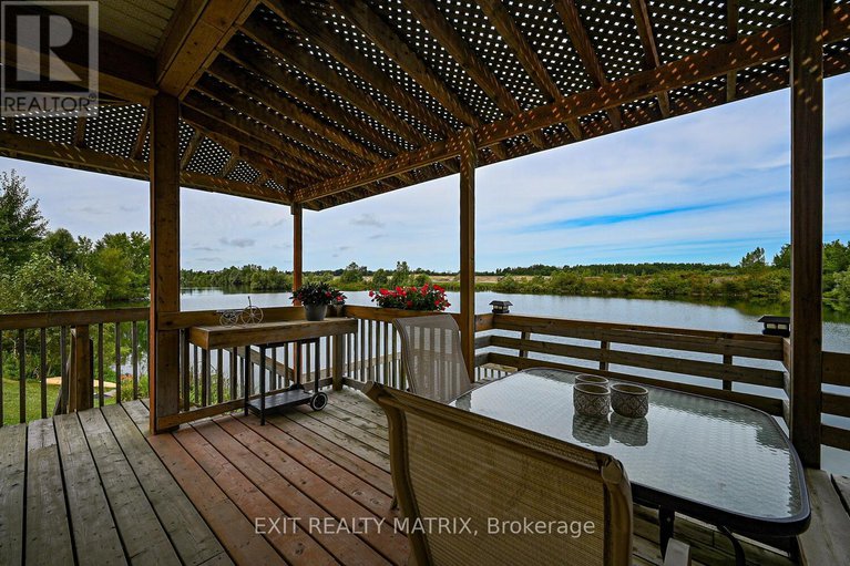 28117535/2158-old-prescott-road/osgoode-twp-north-of-reg-rd-6/ottawa/ontario/K4P1L9_29