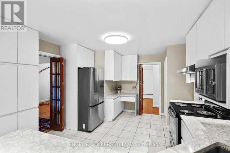 28811817/337-mountbatten-avenue/alta-vistafaircrest-heights/ottawa/ontario/K1H5W2_15