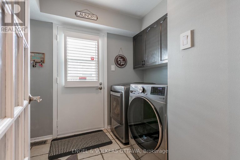 28489478/6149-westwater-crescent/orleans-village/ottawa/ontario/K1W1E1_13