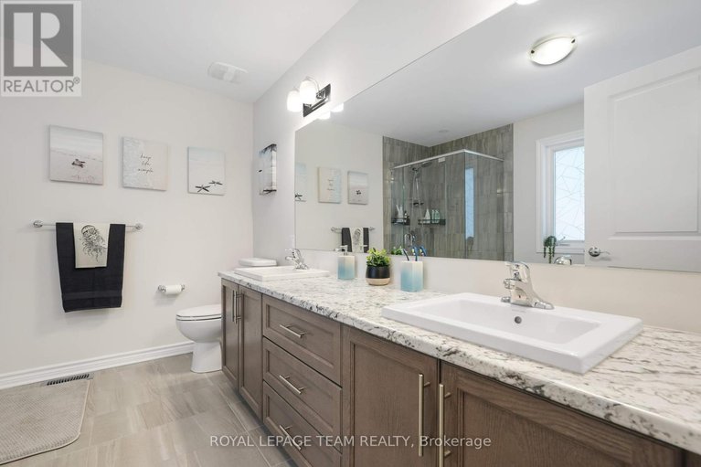 28515147/608-enclave-lane/town-of-rockland/clarence-rockland/ontario/K4K0M8_21
