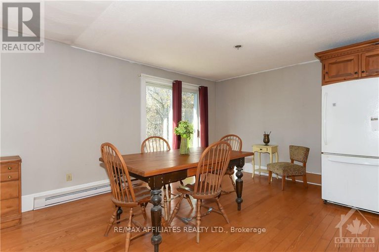 27595829/1860-greys-creek-road/greely/greely/ontario/K4P1H7_8