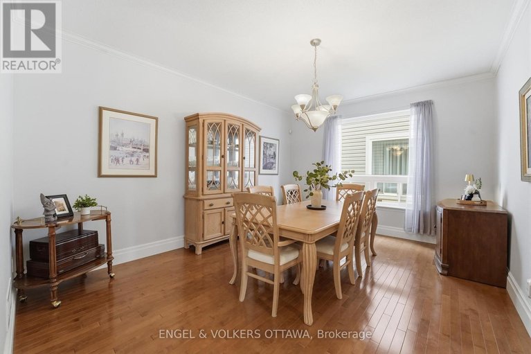 29566261/31-leatherwood-crescent/stonebridge/ottawa/ontario/K2J4X9_13