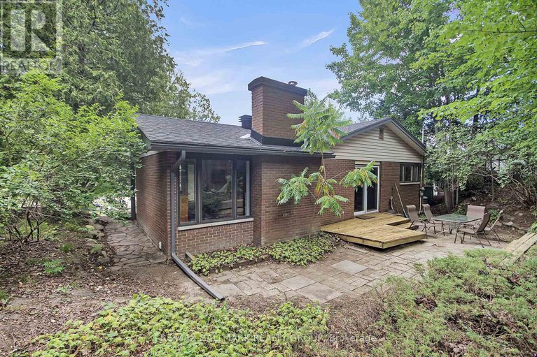 28785291/40-foothills-drive/lynwood-village/ottawa/ontario/K2H6K3_33