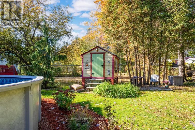 27561750/11-oak-street/lancaster/south-glengarry/ontario/K0C1N0_28