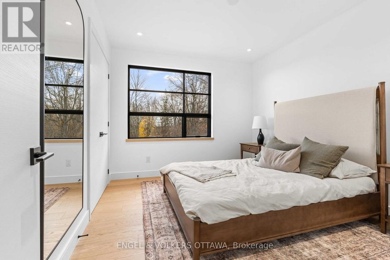 28524706/1168-highcroft-drive/manotick-village-manotick-estates/ottawa/ontario/K4M0Z1_31