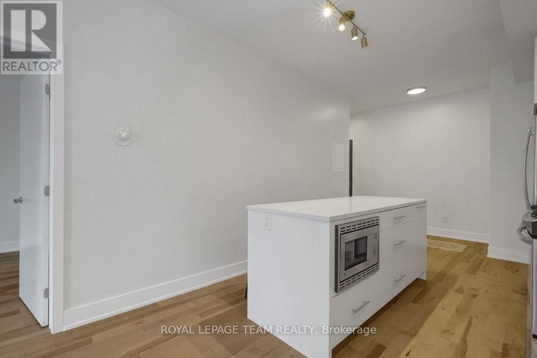 29161779/309-108-richmond-road/westborohampton-park/ottawa/ontario/K1Z0B3_22