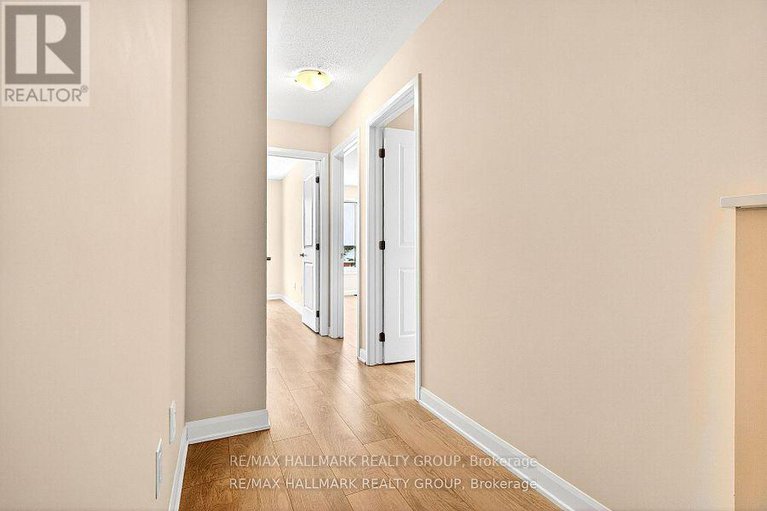 29206622/348-raheen-court-ottawa-circuit/half-moon-bay/ottawa/ontario/K2J7C2_14