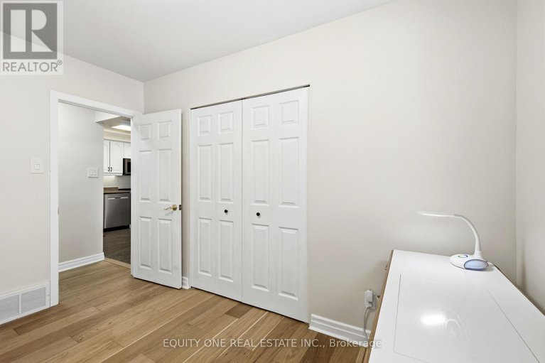 29093360/17-savage-drive/stittsville-central/ottawa/ontario/K2S1B9_18