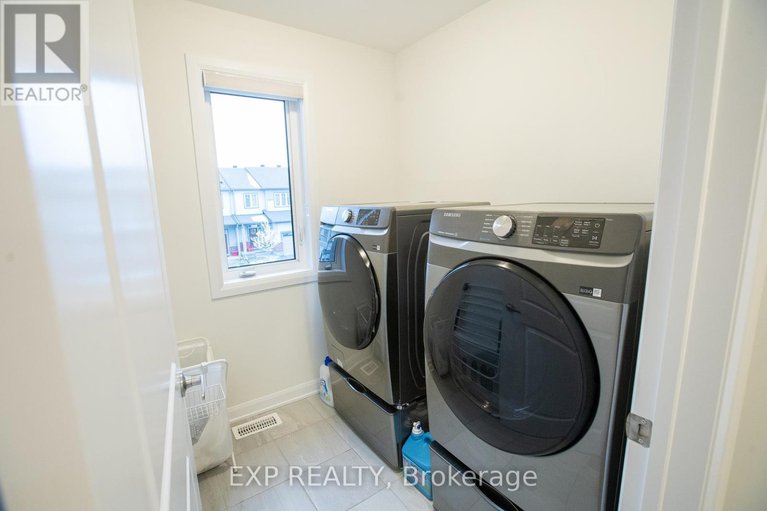 29187659/137-maynooth-court/half-moon-bay/ottawa/ontario/K2J6Y4_22