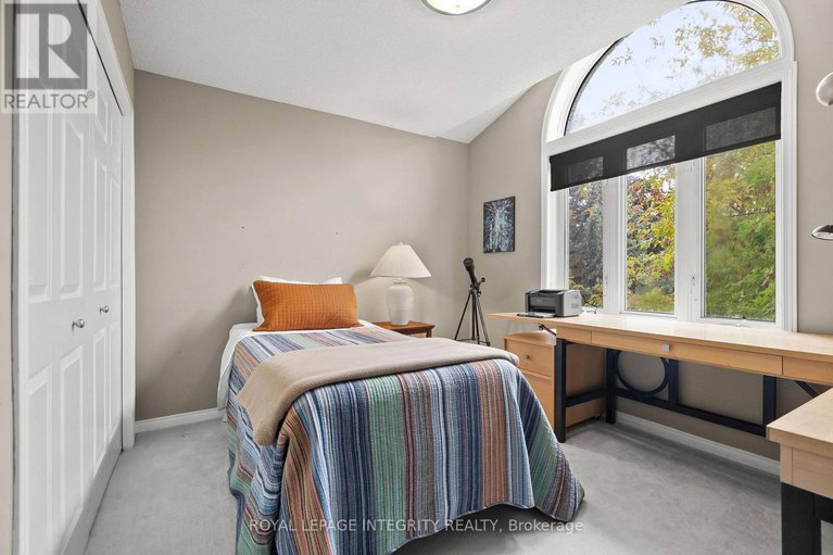 29370428/6-marchbrook-circle/rural-kanata-central/ottawa/ontario/K2W1A1_41