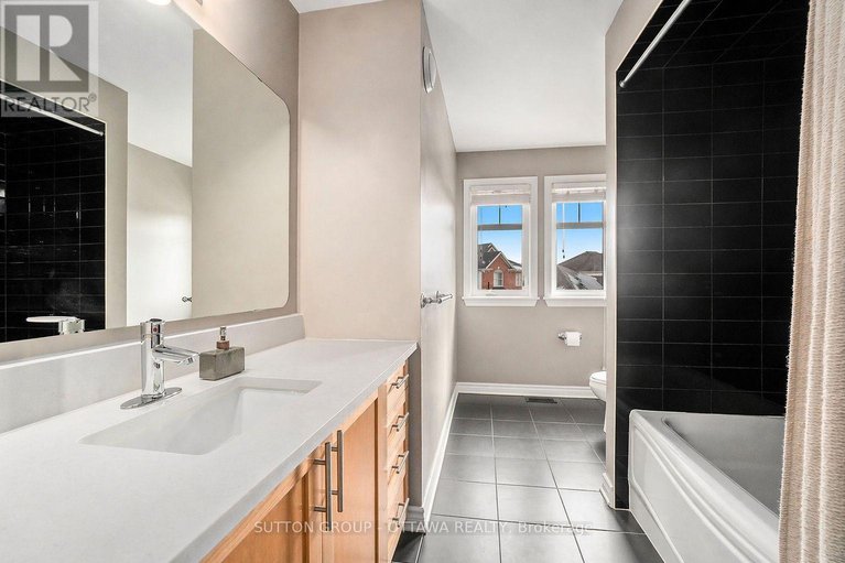 29658286/1969-plainhill-drive/notting-hillsummerside/ottawa/ontario/K4A0G1_20