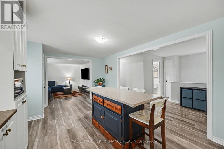 29613141/15-forget-street/embrun/russell/ontario/K0A1W0_7