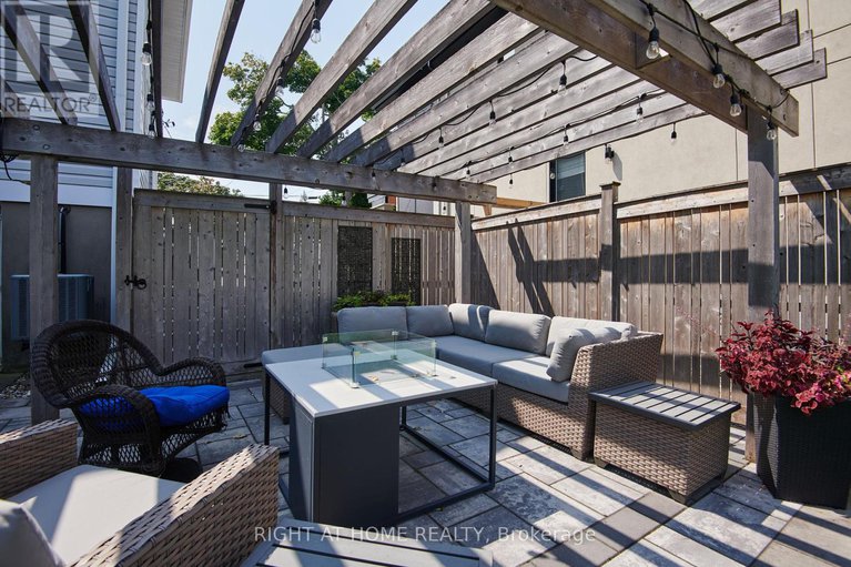 28233635/55-aylen-avenue/woodroffe/ottawa/ontario/K2A3P8_29