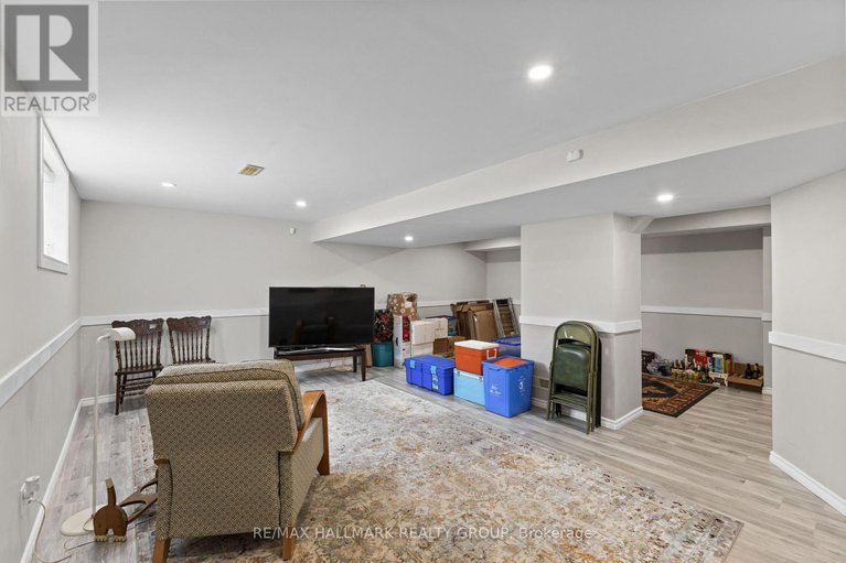 28628034/112-gracewood-crescent/blossom-parkkemp-parkfindlay-creek/ottawa/ontario/K1T0J5_41