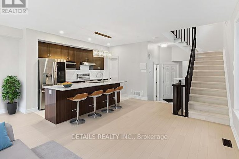 28683868/690-vivera-place/fringewood/ottawa/ontario/K2S2N1_7