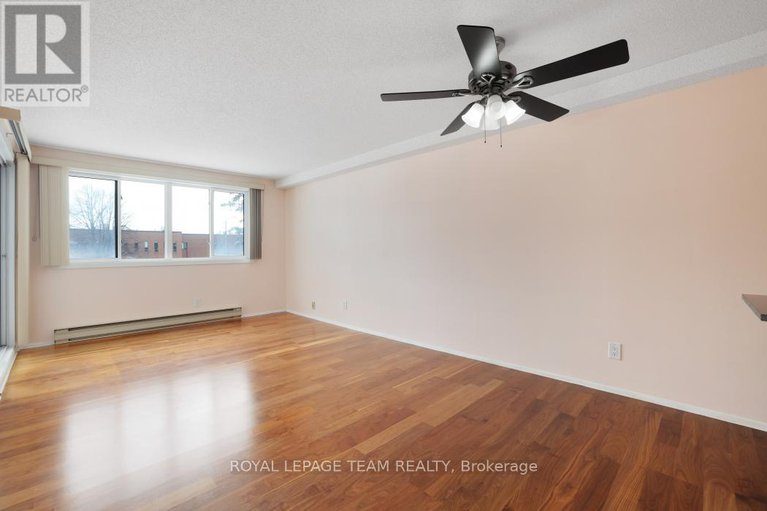 29284567/205-6532-bilberry-drive/orleans-wood/ottawa/ontario/K1C4N9_5