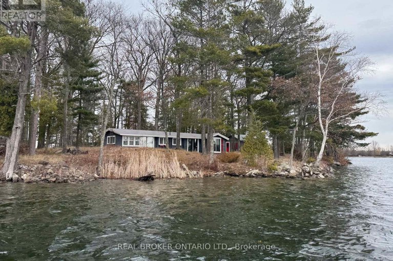 28211239/101-fairclough-island/drummondnorth-elmsley-north-elmsley-twp/drummondnorth-elmsley/ontario/K7H3C7_39