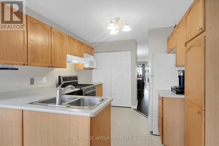 28534994/22-halkirk-avenue/glencairnhazeldean/ottawa/ontario/K2V1B5_10