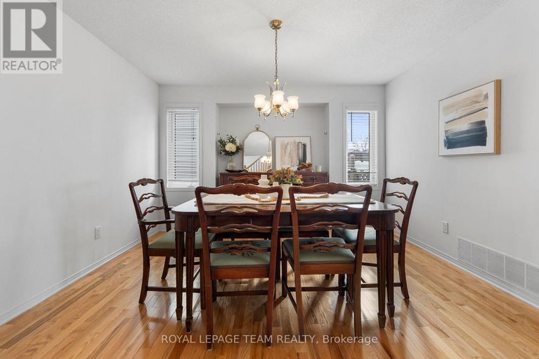 29346169/13-melville-road/arnprior/arnprior/ontario/K7S3Z8_12