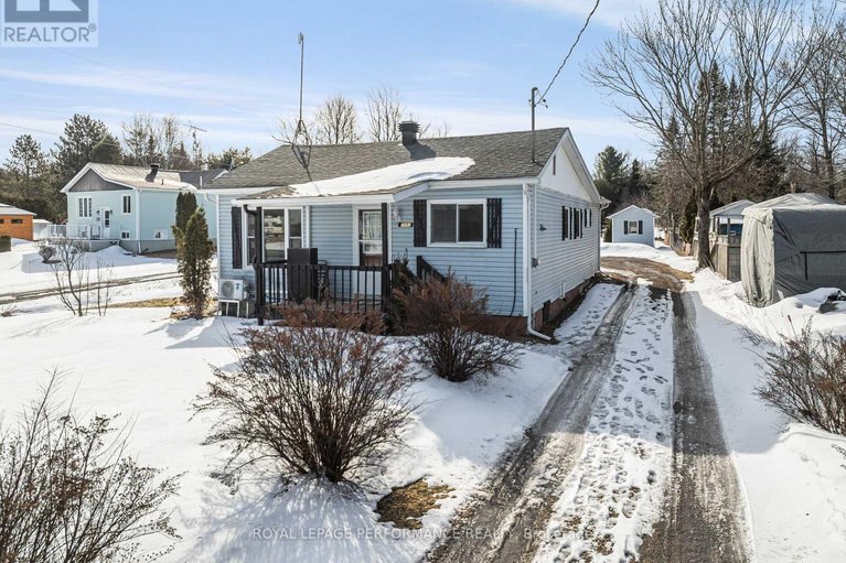 29504497/2082-sandy-hill-road/lorignal/champlain/ontario/K0B1K0_7