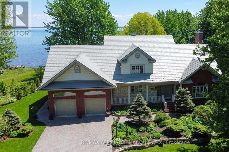 29435969/20562-old-montreal-road/lancaster/south-glengarry/ontario/K0C2C0_1