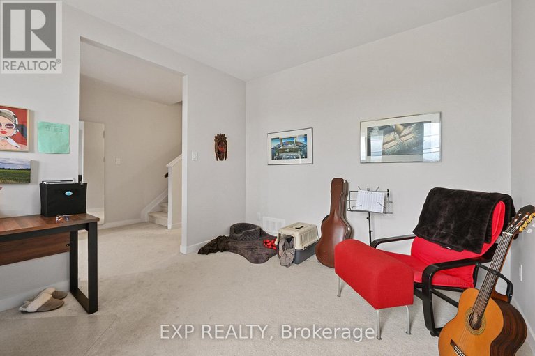 28611838/6323-perth-street/btwn-franktown-rd-fallowfield-rd/ottawa/ontario/K0A2Z0_9