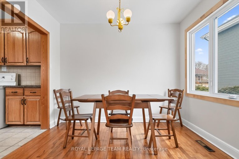 29546400/336-ducharme-boulevard/vanier/ottawa/ontario/K1L6T6_8