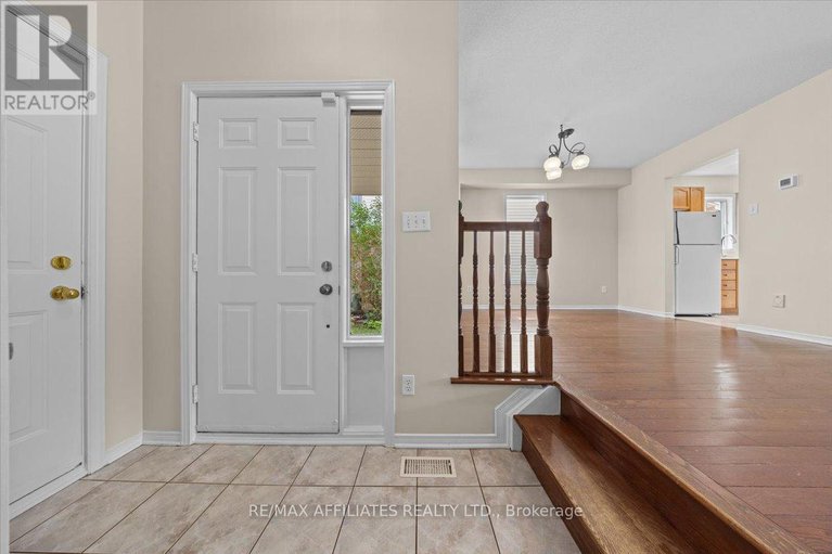 28647317/1510-duplante-avenue/fallingbrookpineridge/ottawa/ontario/K4A3Y8_3