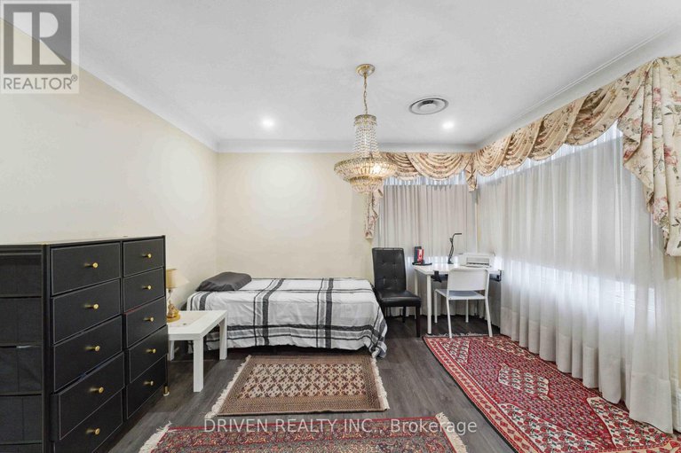 28353982/1266-walkley-road/ellwood/ottawa/ontario/K1V6P7_11