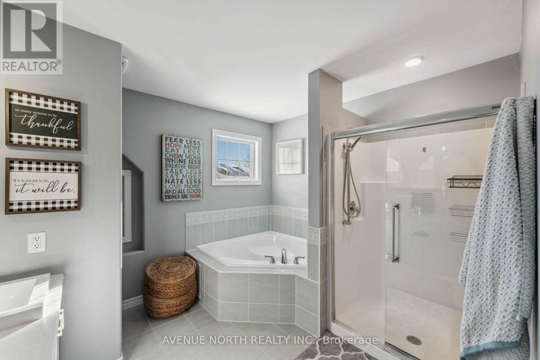 29476657/4-bracewood-way/stonebridge/ottawa/ontario/K2J4Y3_26