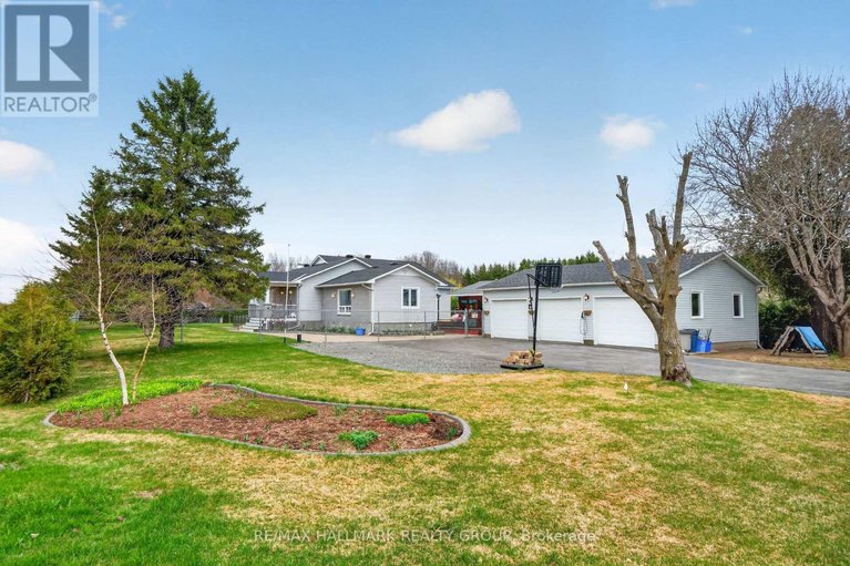 29678408/3821-indian-creek-road/clarencerockland-twp/clarence-rockland/ontario/K0A2A0_2