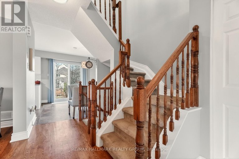 29566256/1464-bonneville-crescent/orleanssunridge/ottawa/ontario/K1C7N2_13