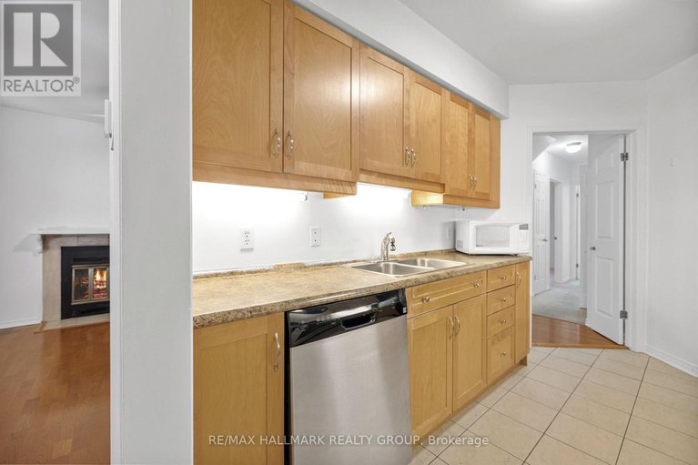 28855280/2-19-montcalm-street/ottawa-east/ottawa/ontario/K1S0A2_13