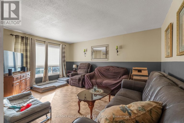 28655529/2784-leonard-street/town-of-rockland/clarence-rockland/ontario/K4K1A4_5