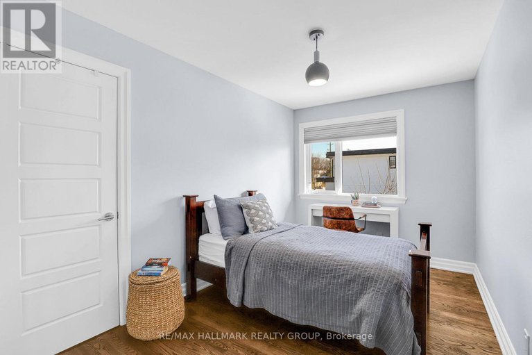 29433239/556-edison-avenue/mckellarhighland/ottawa/ontario/K2A1V4_28