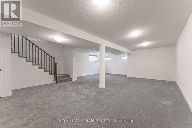 27728416/92-big-dipper-street/ottawa/ontario/K4M0L9_35