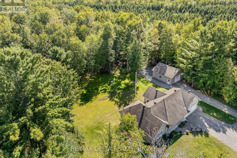 28863479/740-vinette-road/clarencerockland-twp/clarence-rockland/ontario/K0A1N0_32