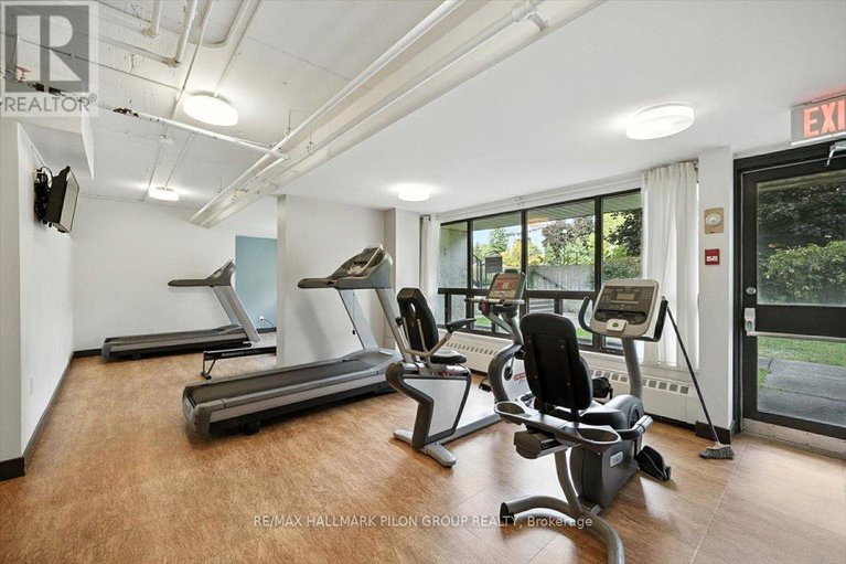 28745309/1503-505-st-laurent-boulevard/viscount-alexander-park/ottawa/ontario/K1K3X4_17