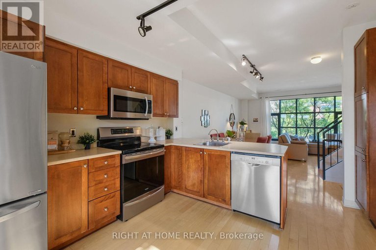 28407268/19-tuscan-private/west-centre-town/ottawa/ontario/K1R1C6_8
