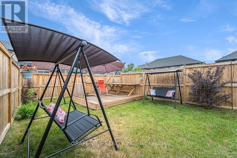 29618523/383-memorial-grove/riverside-southgloucester-glen/ottawa/ontario/K1X0C7_37